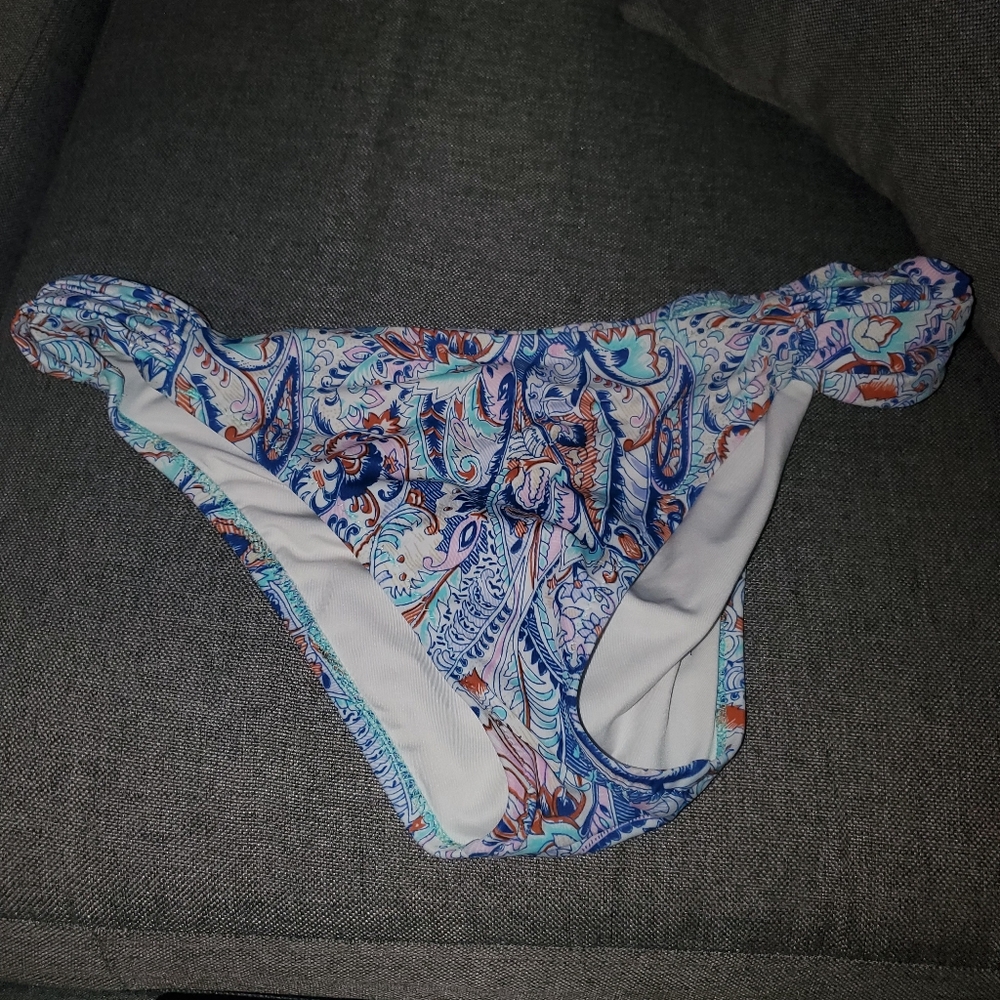 Bikini bottoms